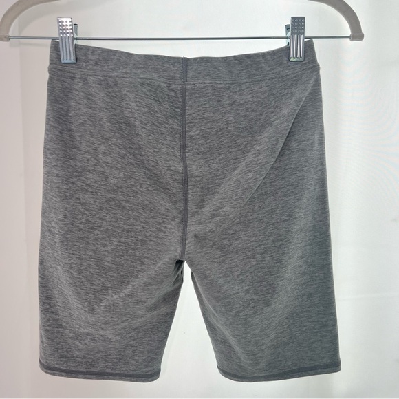 ALO YOGA Alosoft Flow high waist BIKER SHORTS - Picture 4 of 4